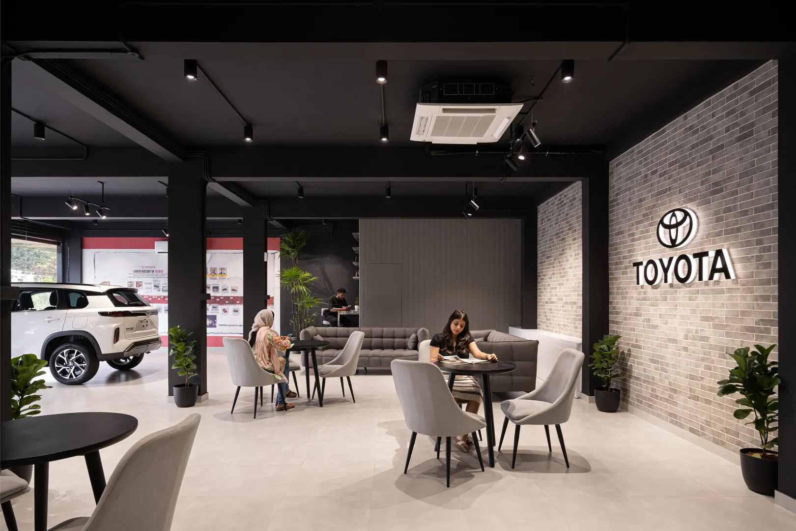 Amana Toyota Showroom
