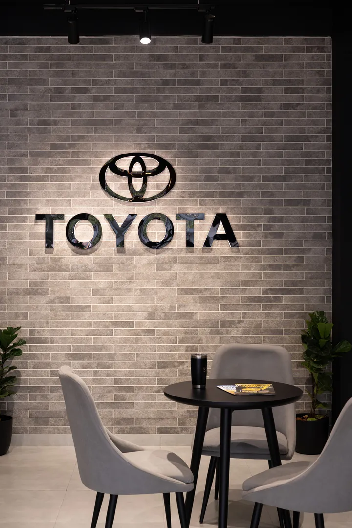 Amana Toyota Showroom